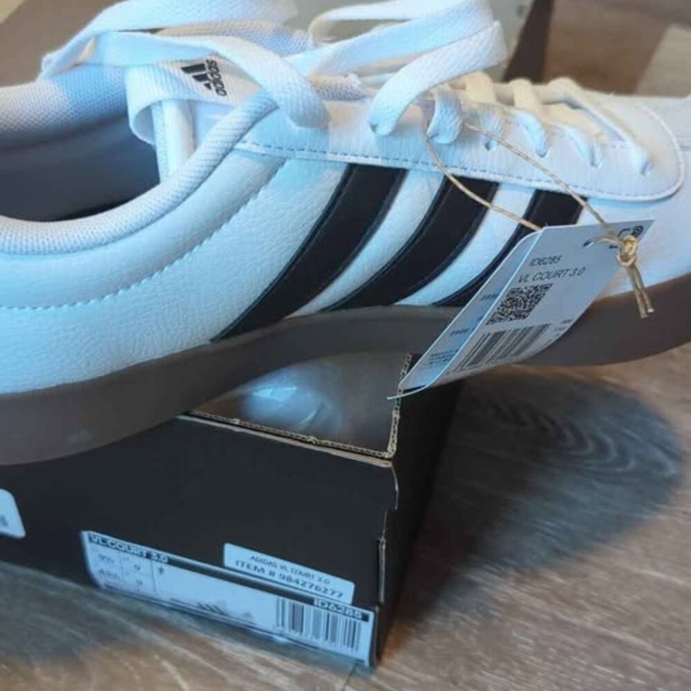 Adidas vl court 3.0‎ men's size 9.5 new with box